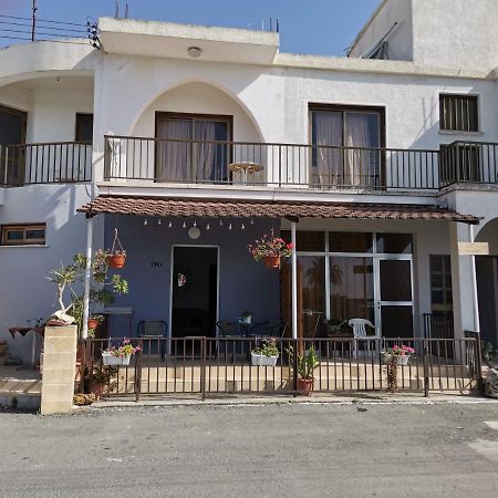 Hamboula Polis Exterior foto